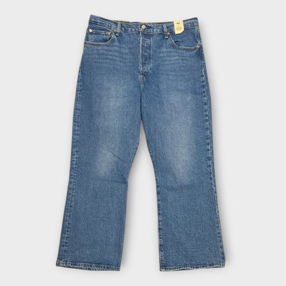 Levi's Premium Denim Ribcage Crop Bootcut Medium Wash Jazz Icon Size 34 NEW - Picture 2 of 12